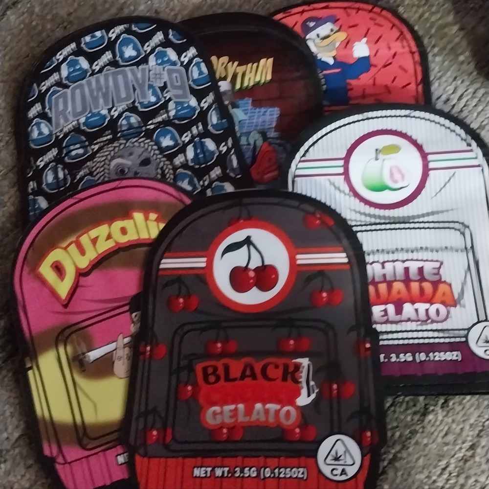 Small ziplock baggies